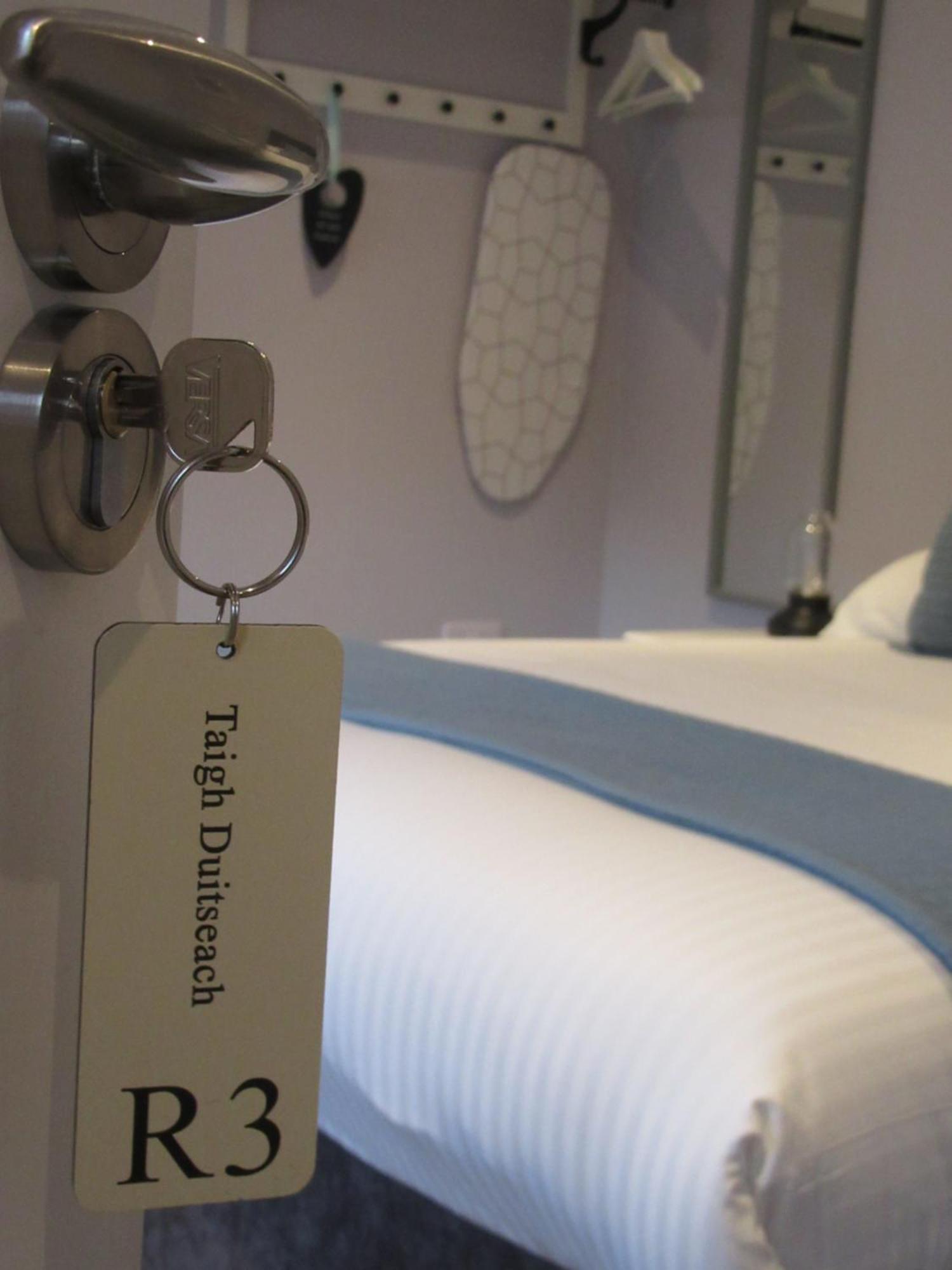 Taigh Duitseach Bed and Breakfast Portree Buitenkant foto